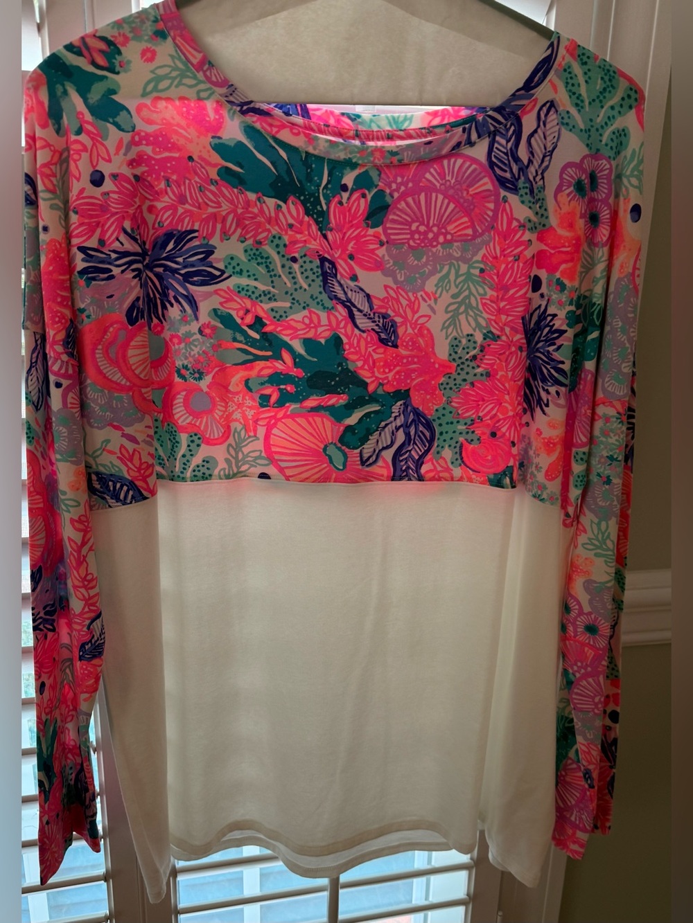 🆕 LILLY PULITZER FINN TOP